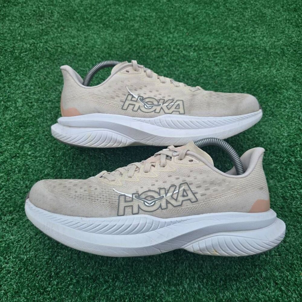 Hoka One One Mach 6 - Women's Runnig shoes - Size 9.5